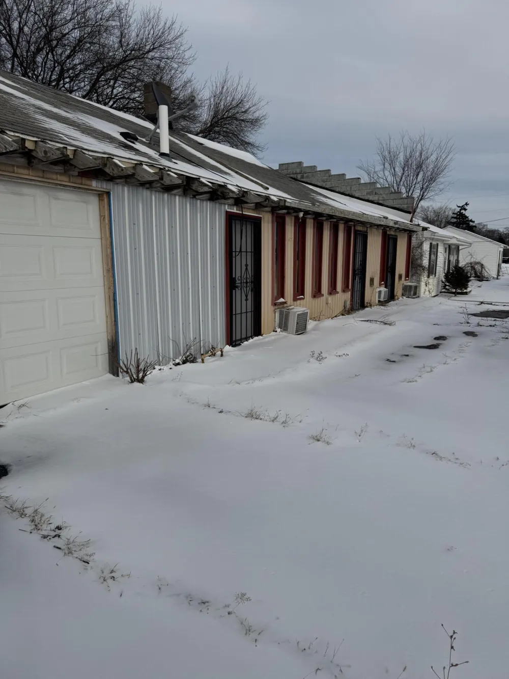 1175 E Napier Avenue Benton Harbor, MI 49022
