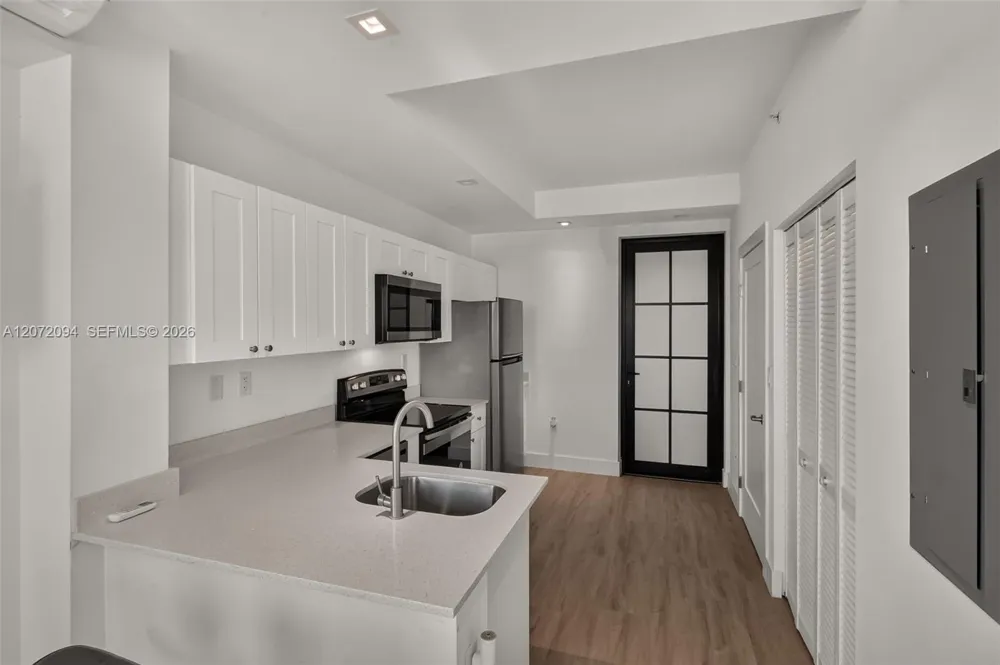 4100 SW 64th Ave #408 Davie, FL 33314