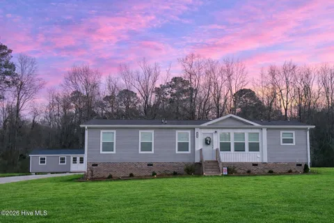 1413 White Oak Road