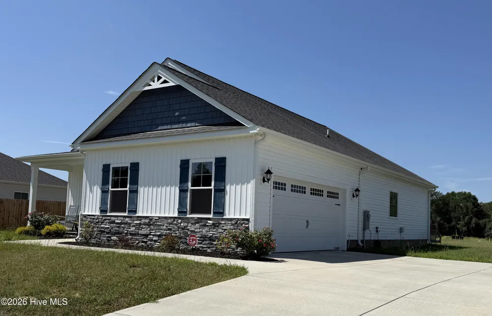 205 Creeks Edge Drive Pikeville, NC 27863
