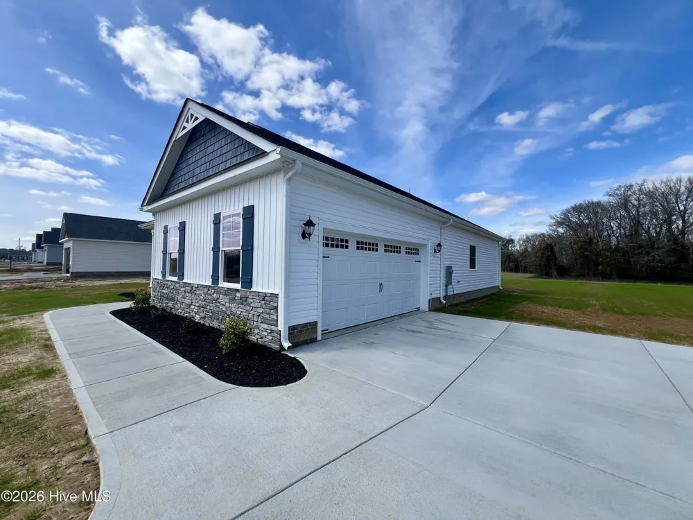 205 Creeks Edge Drive Pikeville, NC 27863