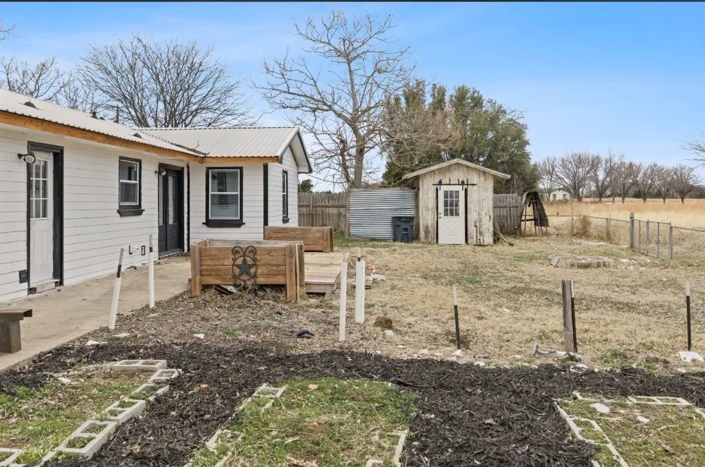 14 Duncan Drive Burneyville, OK 73430