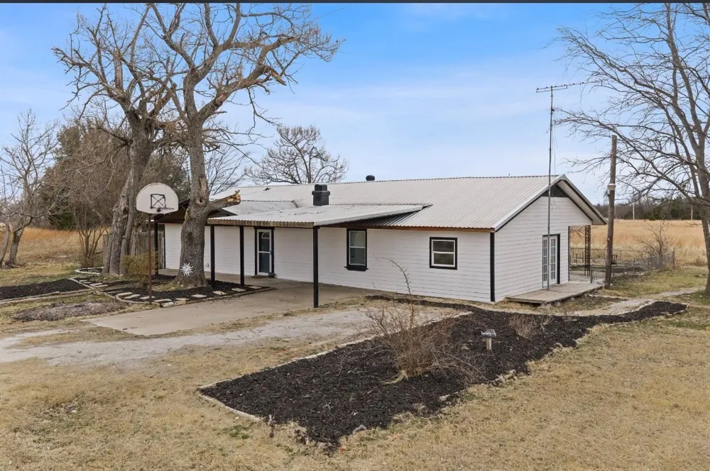 14 Duncan Drive Burneyville, OK 73430