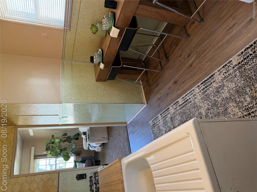 1620 E Meyers Avenue Hazel Park City, MI 48030