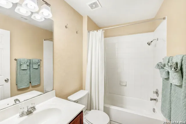 213 TERON DR San Marcos, TX 78666