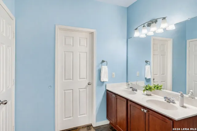 213 TERON DR San Marcos, TX 78666
