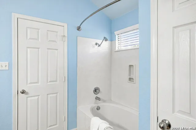 213 TERON DR San Marcos, TX 78666