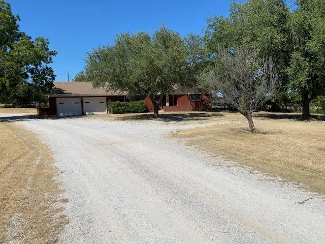 7960 W Fm 8 Stephenville, TX 76401