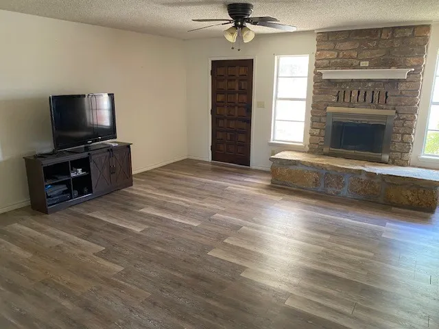 7960 W Fm 8 Stephenville, TX 76401
