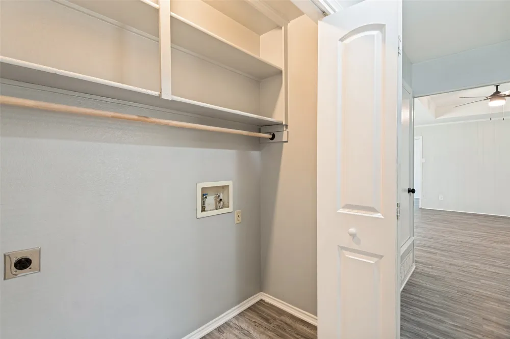 717 Adams Drive Crandall, TX 75114