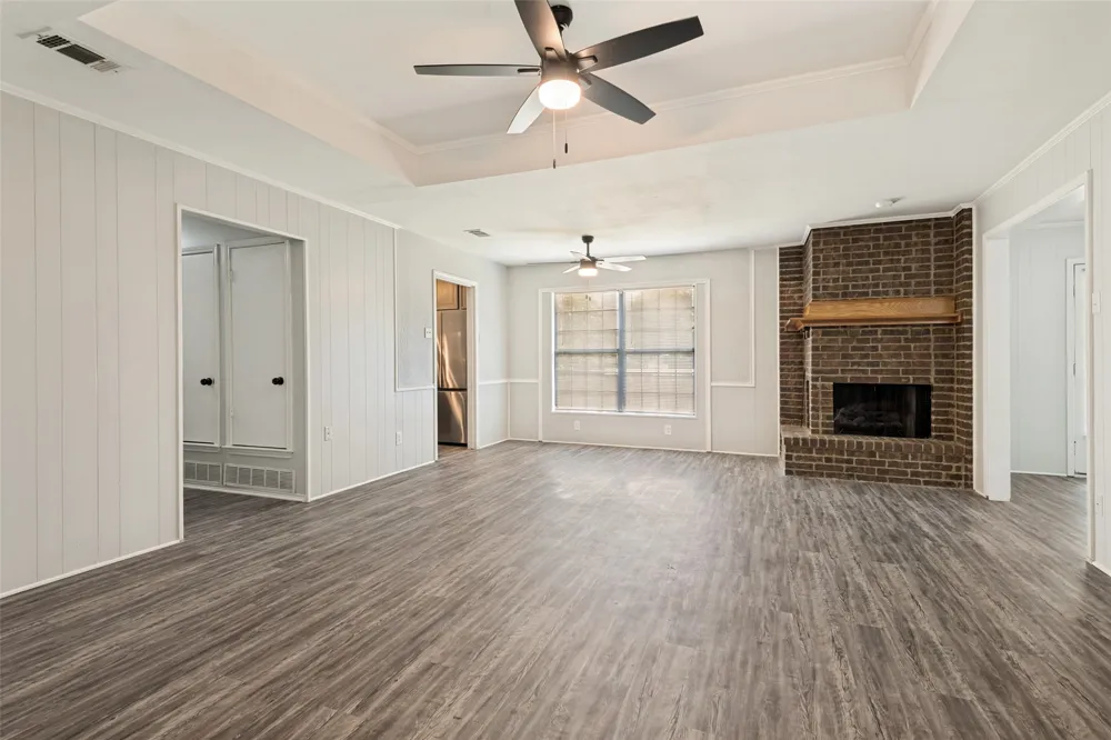 717 Adams Drive Crandall, TX 75114