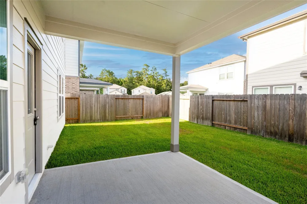 211 Brazen Forest Trail Magnolia, TX 77354