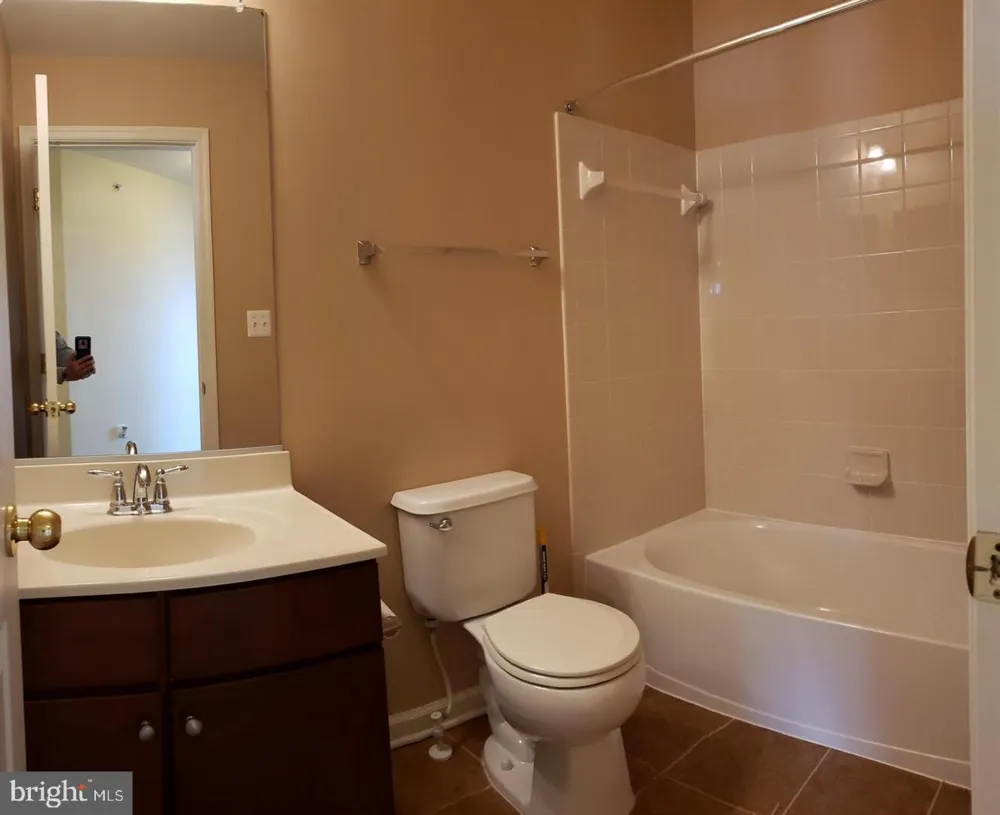 6010 MACHEN ROAD #168 Centreville, VA 20121