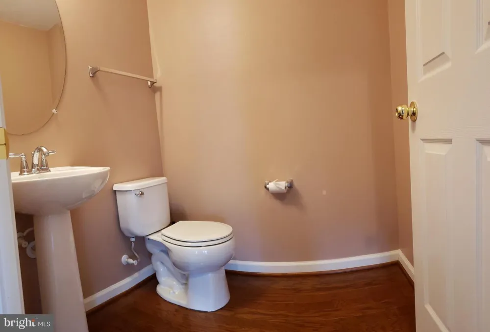 6010 MACHEN ROAD #168 Centreville, VA 20121