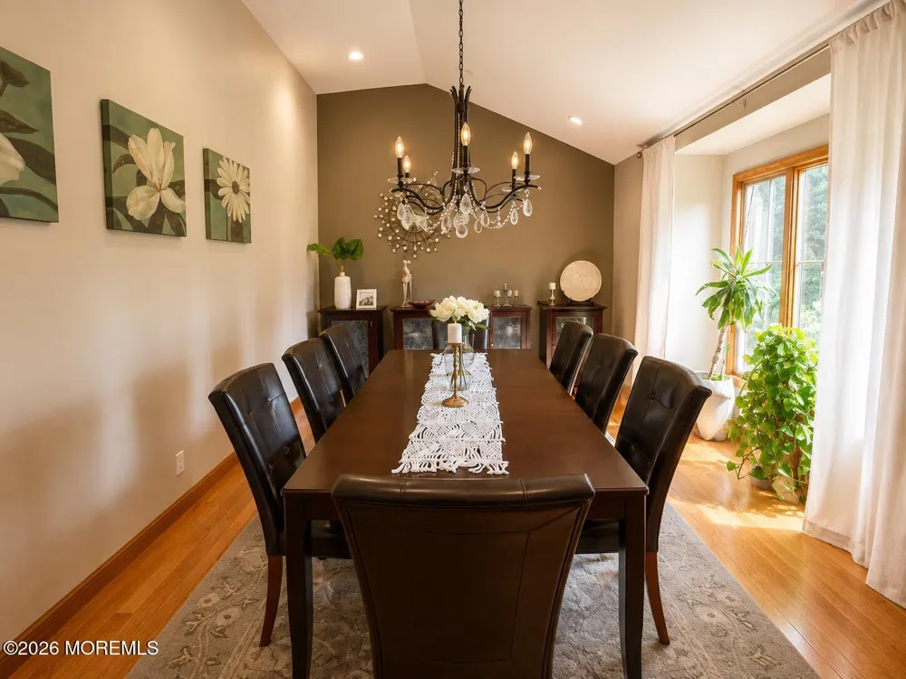 35 Miller Avenue Holmdel, NJ 07733
