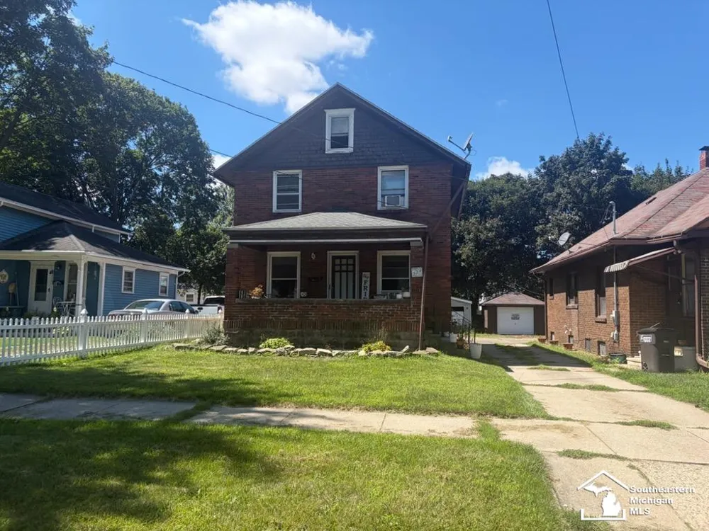 224 Webster Street Jackson City, MI 49202