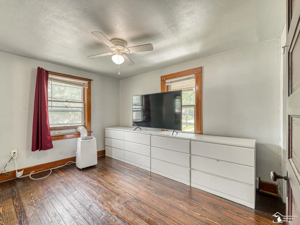 224 Webster Street Jackson City, MI 49202