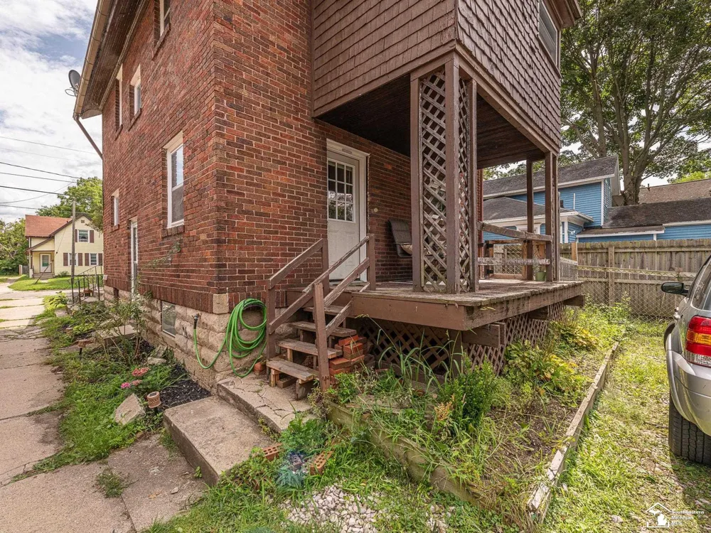 224 Webster Street Jackson City, MI 49202