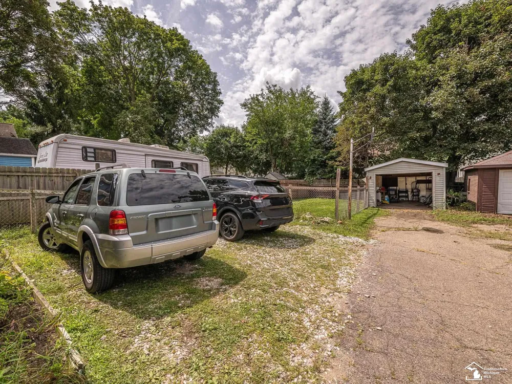 224 Webster Street Jackson City, MI 49202