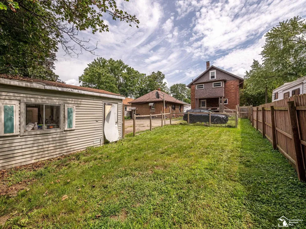 224 Webster Street Jackson City, MI 49202