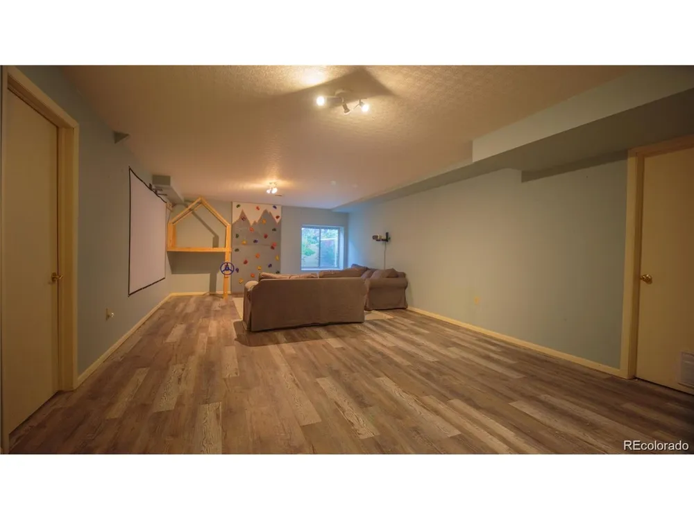 1463 Harvard Street Longmont, CO 80503