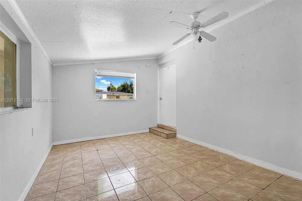 3840 SW 31st Ct West Park, FL 33023