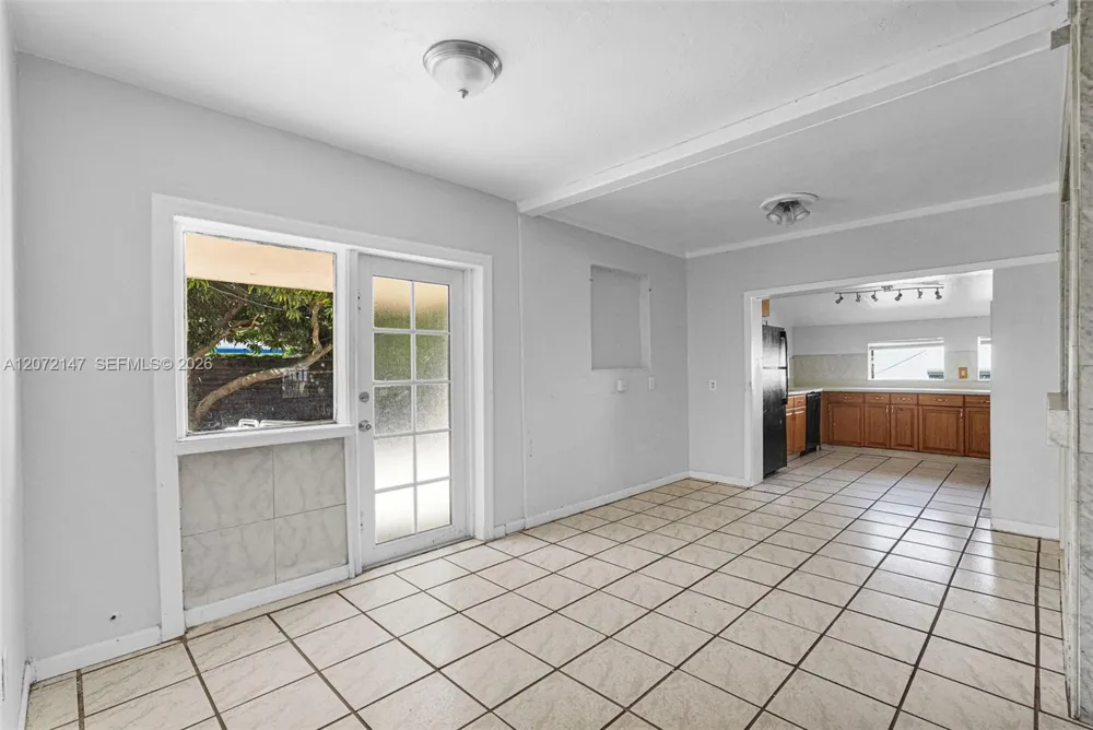 3840 SW 31st Ct West Park, FL 33023