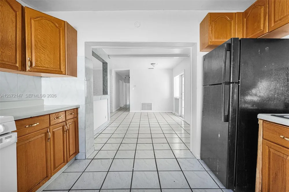 3840 SW 31st Ct West Park, FL 33023