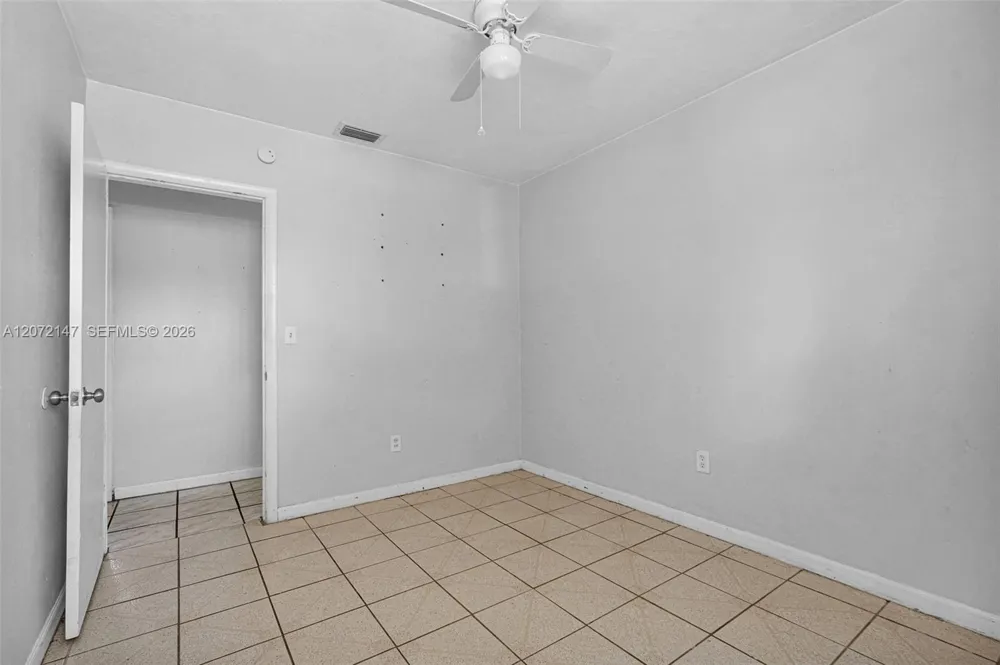 3840 SW 31st Ct West Park, FL 33023