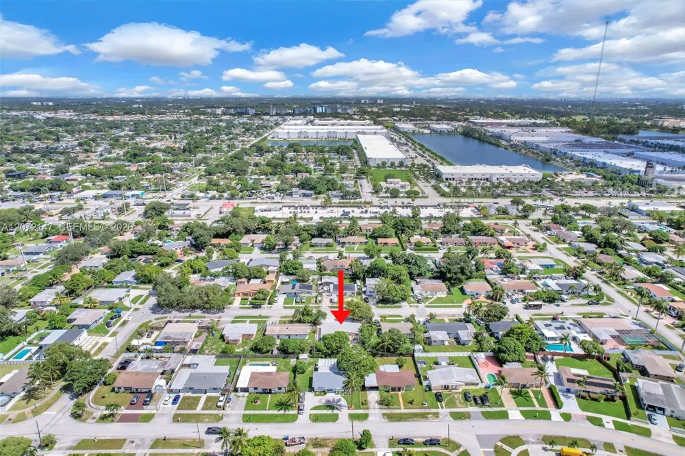 3840 SW 31st Ct West Park, FL 33023