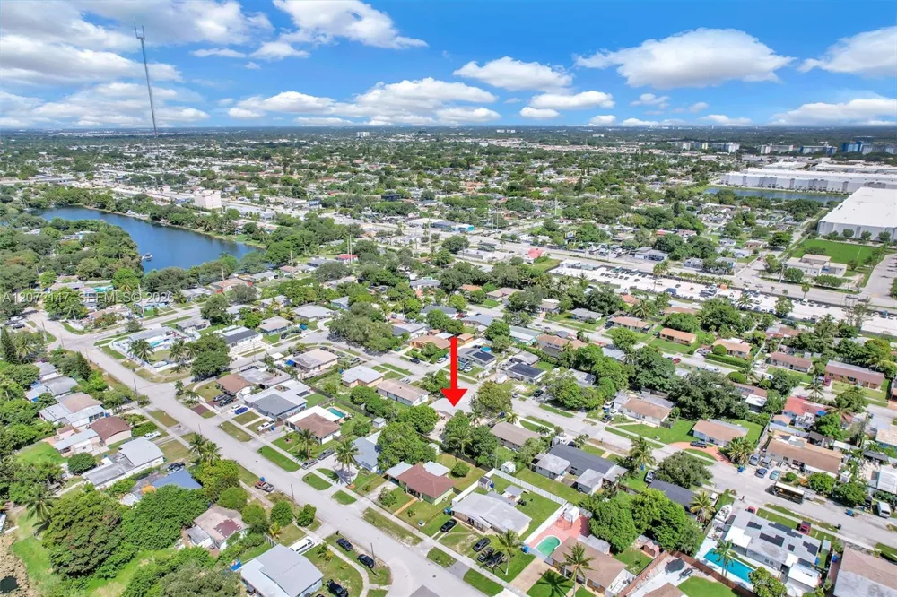 3840 SW 31st Ct West Park, FL 33023