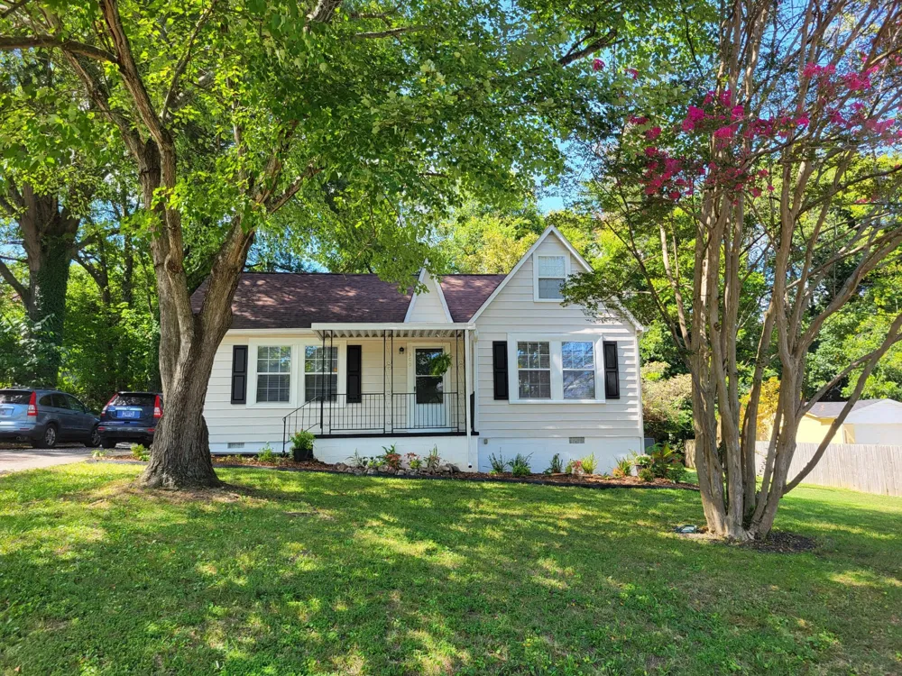 300 S Oak St Sweetwater, TN 37874