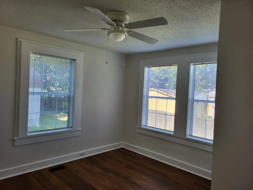 300 S Oak St Sweetwater, TN 37874