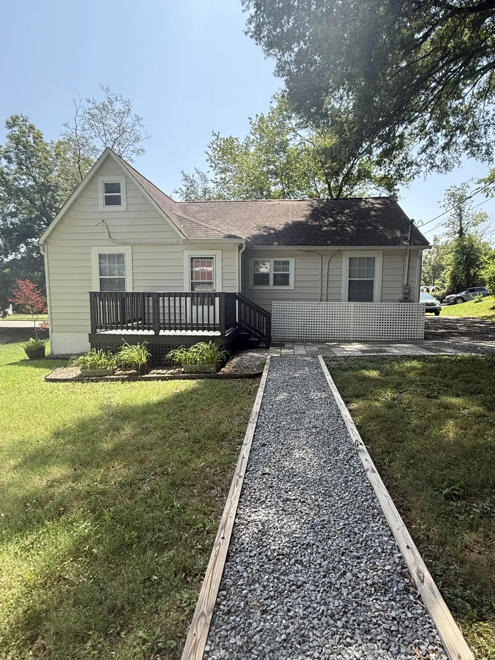 300 S Oak St Sweetwater, TN 37874
