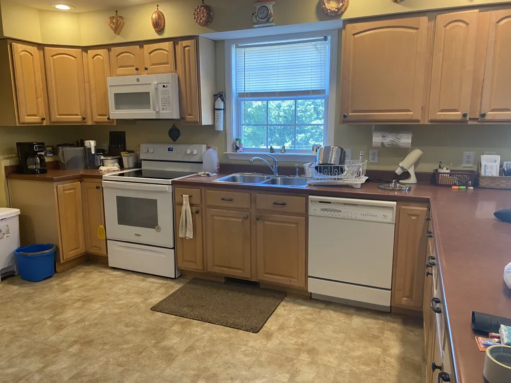 326 Sherman Rd Charlotte, TN 37036