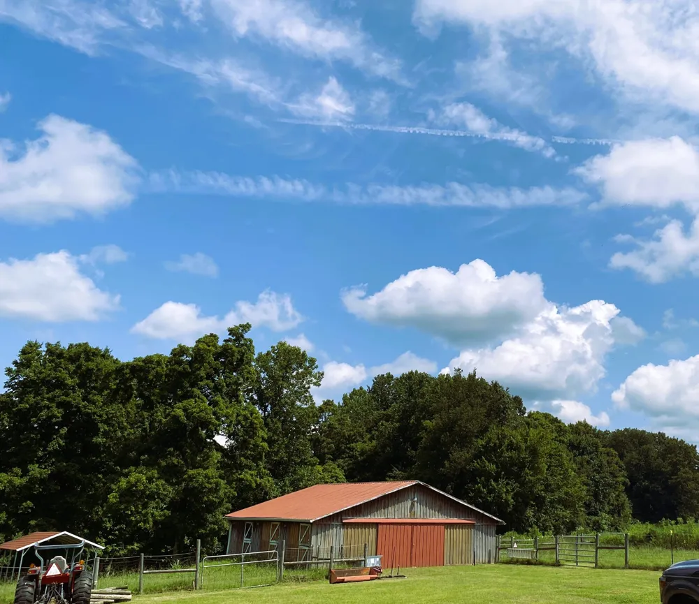 326 Sherman Rd Charlotte, TN 37036