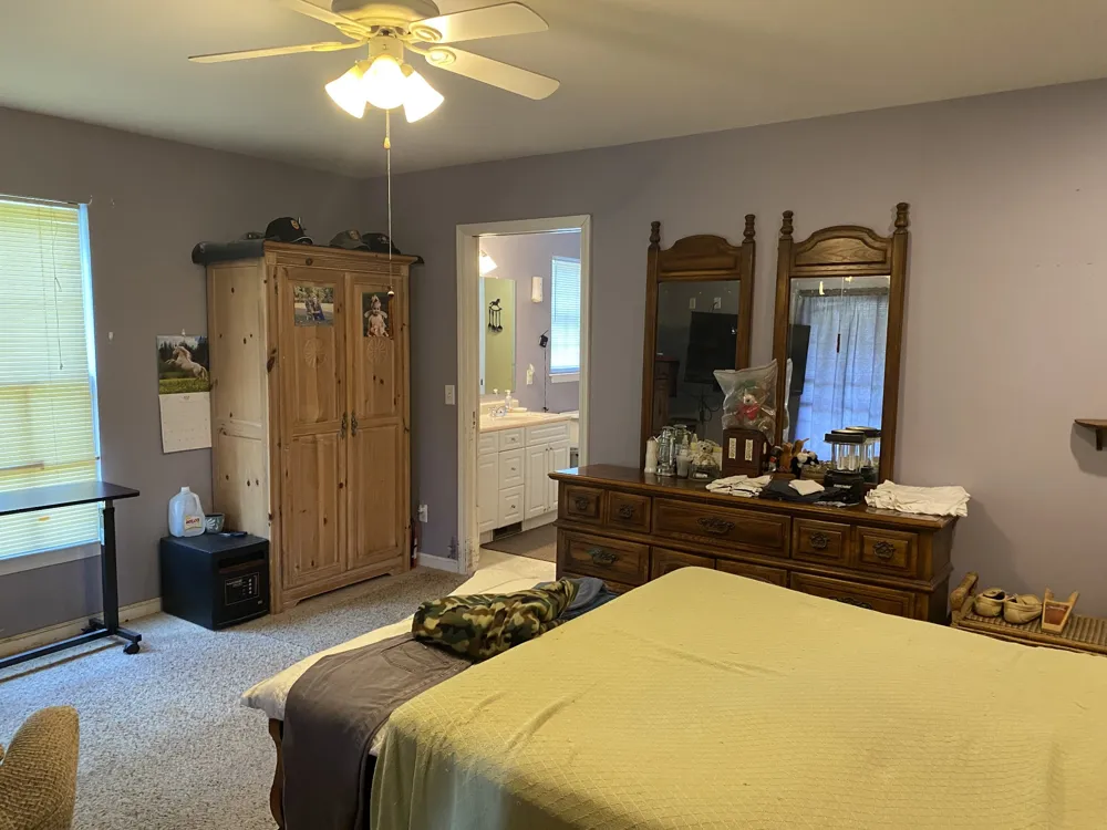 326 Sherman Rd Charlotte, TN 37036