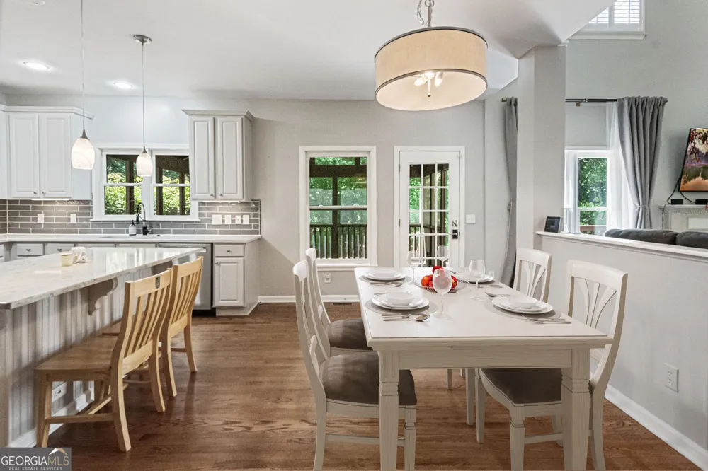 780 River Cliff CT Suwanee, GA 30024