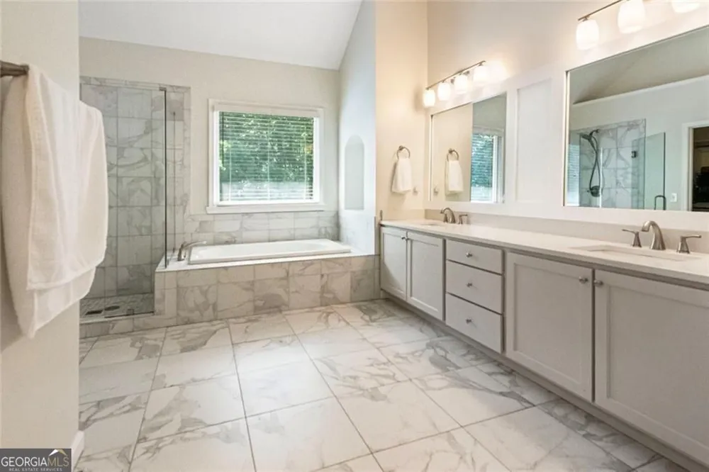 780 River Cliff CT Suwanee, GA 30024