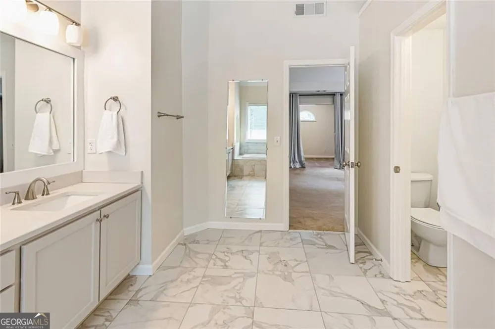 780 River Cliff CT Suwanee, GA 30024