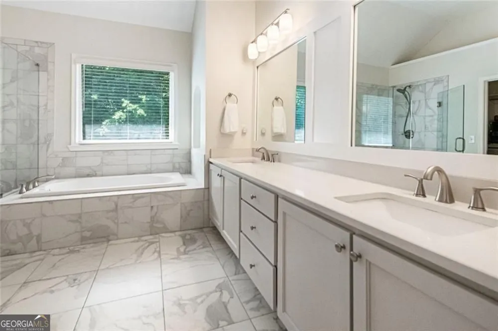 780 River Cliff CT Suwanee, GA 30024
