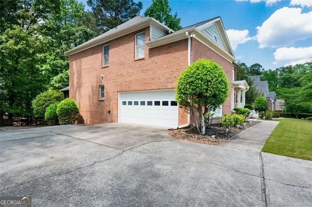 780 River Cliff CT Suwanee, GA 30024