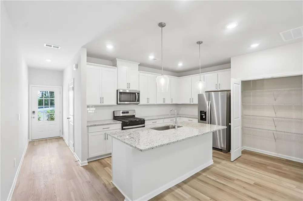 7858 Marie Way Fairburn, GA 30213