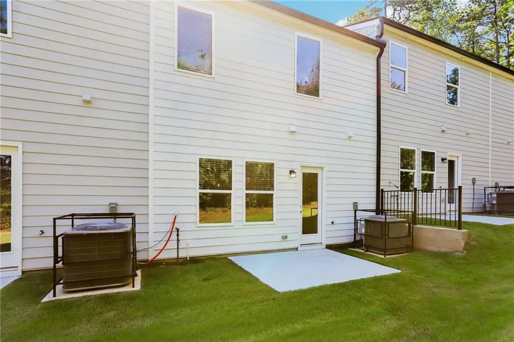 7858 Marie Way Fairburn, GA 30213