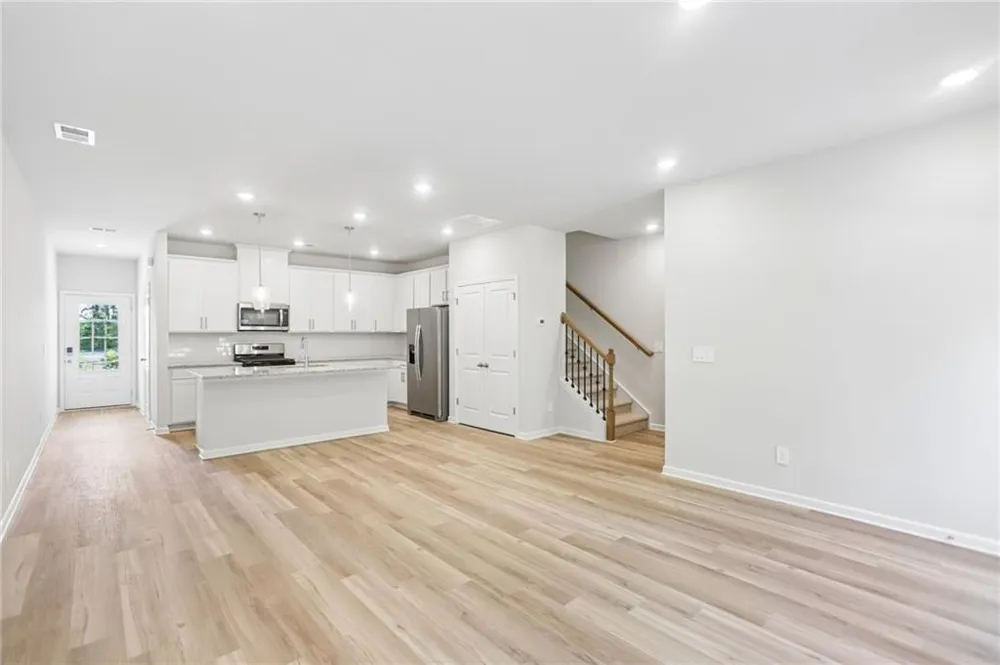 7858 Marie Way Fairburn, GA 30213
