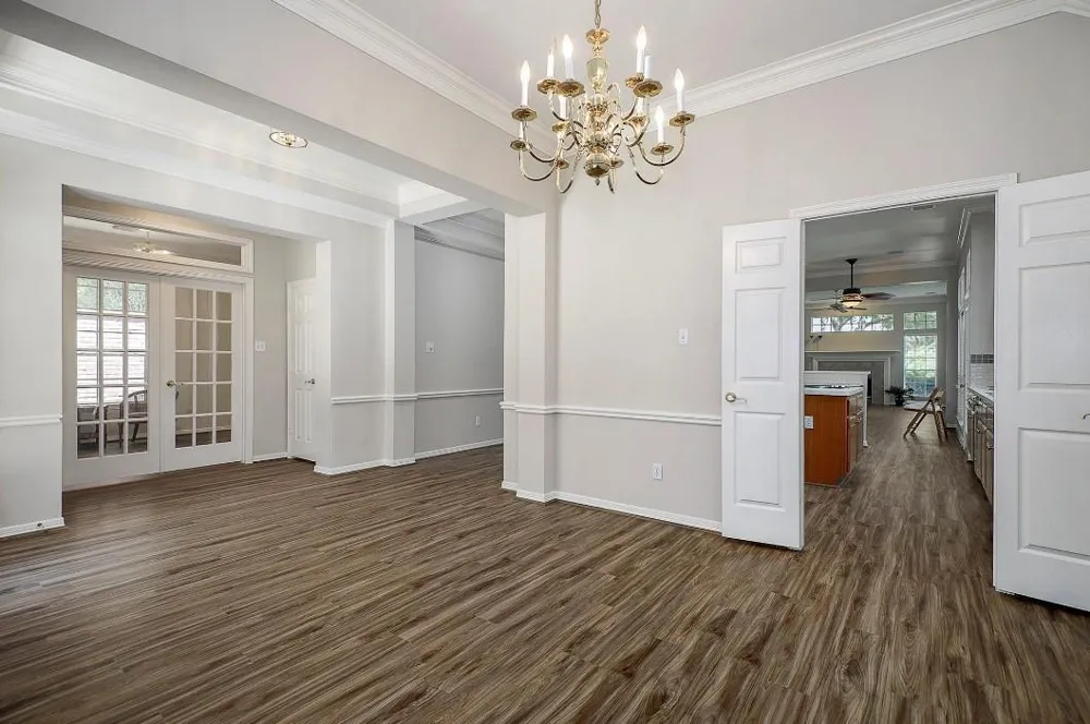 34 Reflection Point Drive E The Woodlands, TX 77381