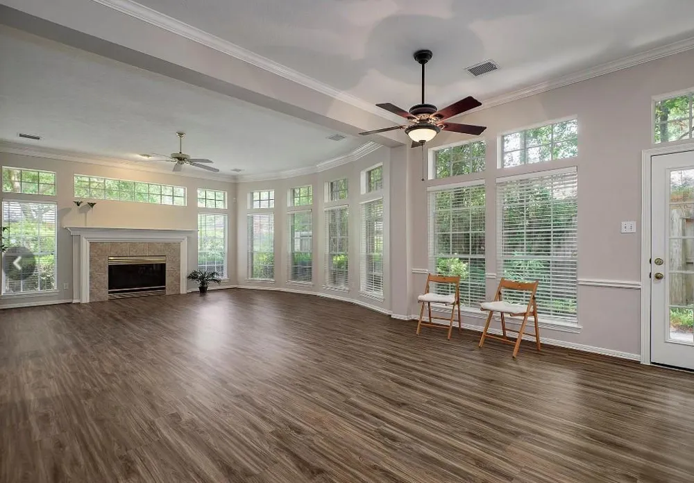 34 Reflection Point Drive E The Woodlands, TX 77381