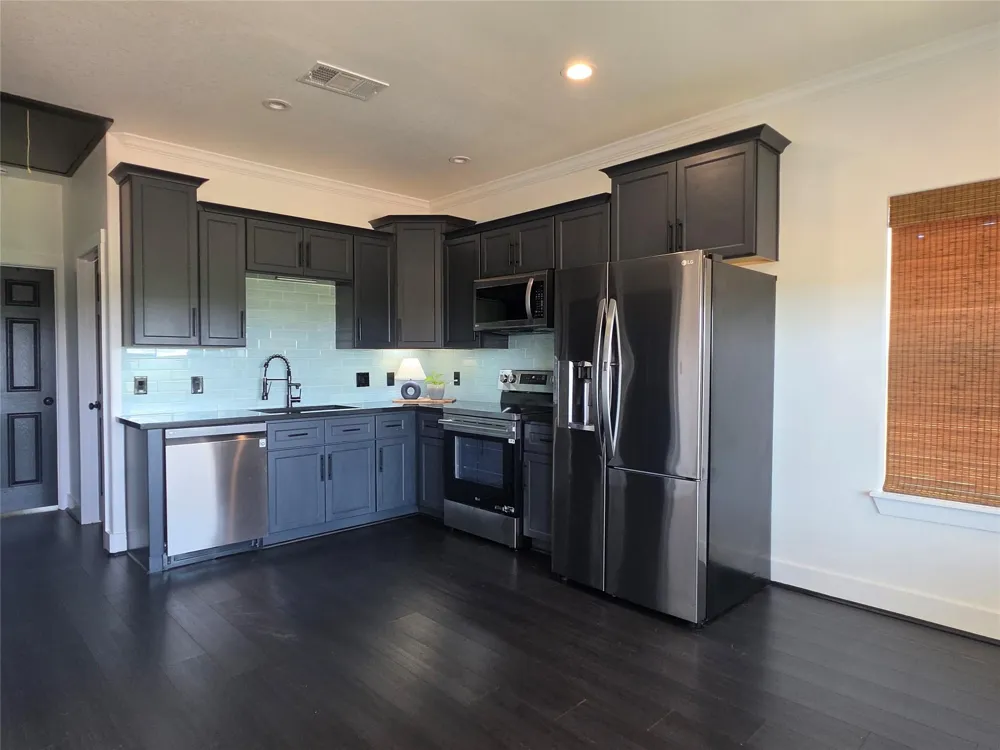 640 18th Street San Leon, TX 77539