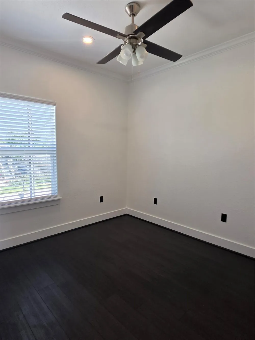 640 18th Street San Leon, TX 77539