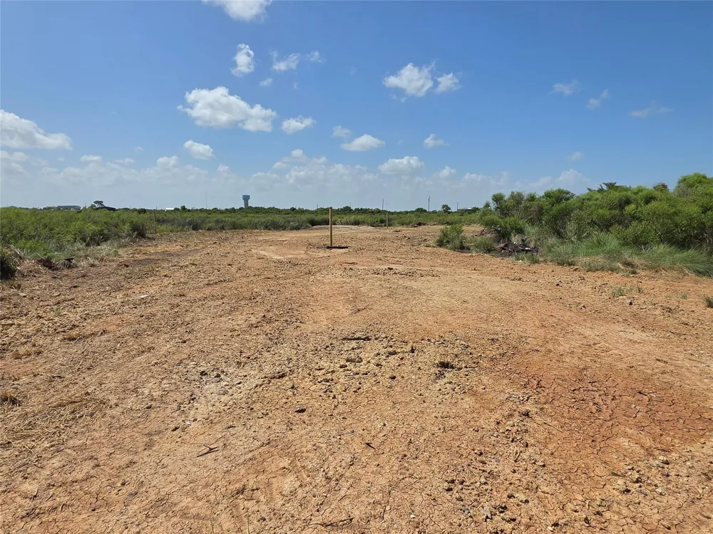 640 18th Street San Leon, TX 77539